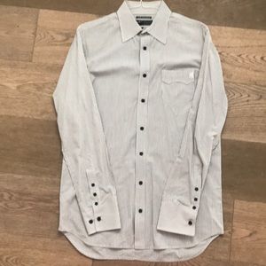 Men’s Hause of Howe Button Up